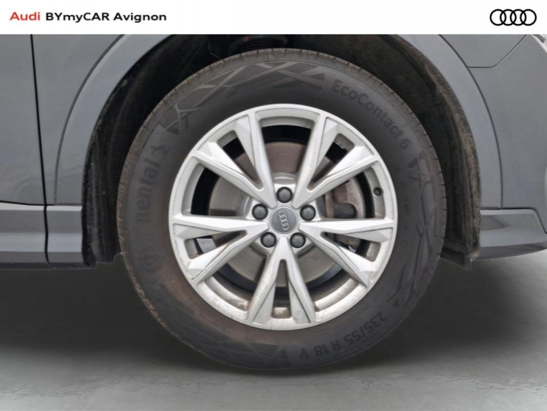 Audi Q3 - Photo 12