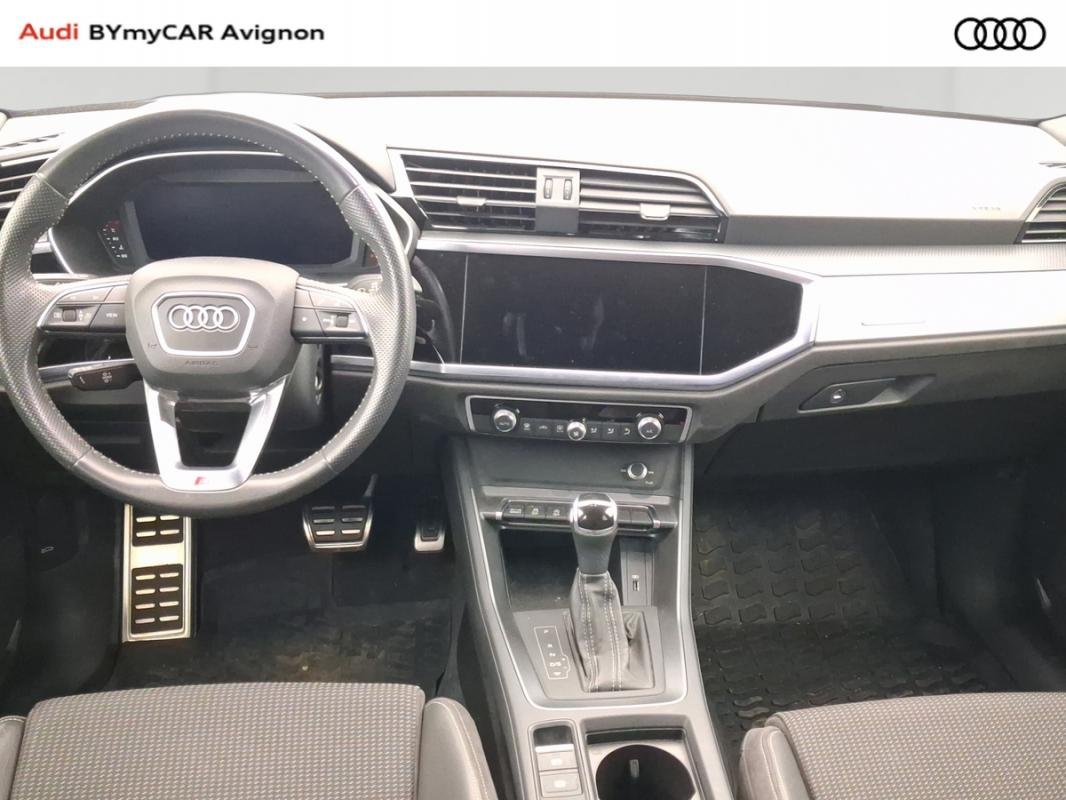 Audi Q3 - Photo 15