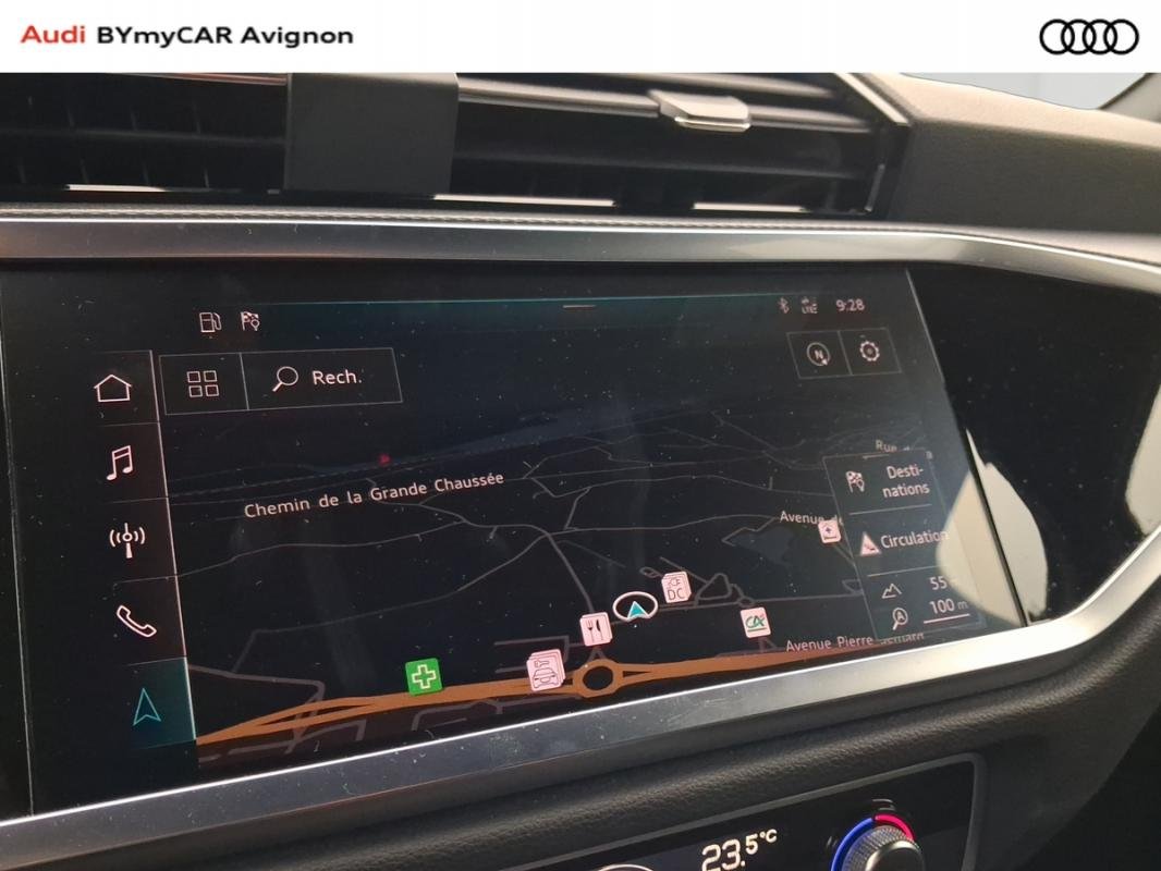 Audi Q3 - Photo 26