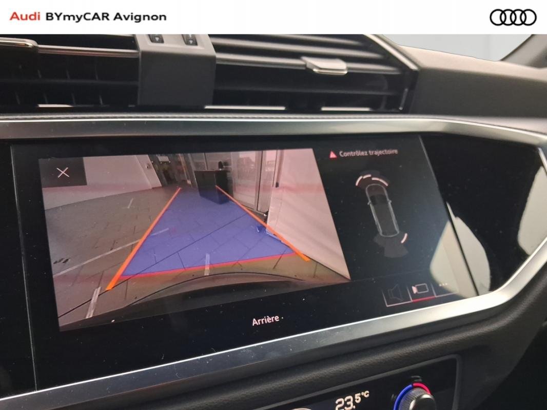 Audi Q3 - Photo 27