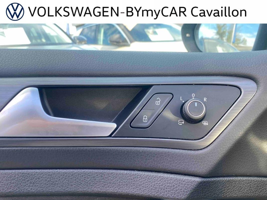 Volkswagen Golf - Photo 31