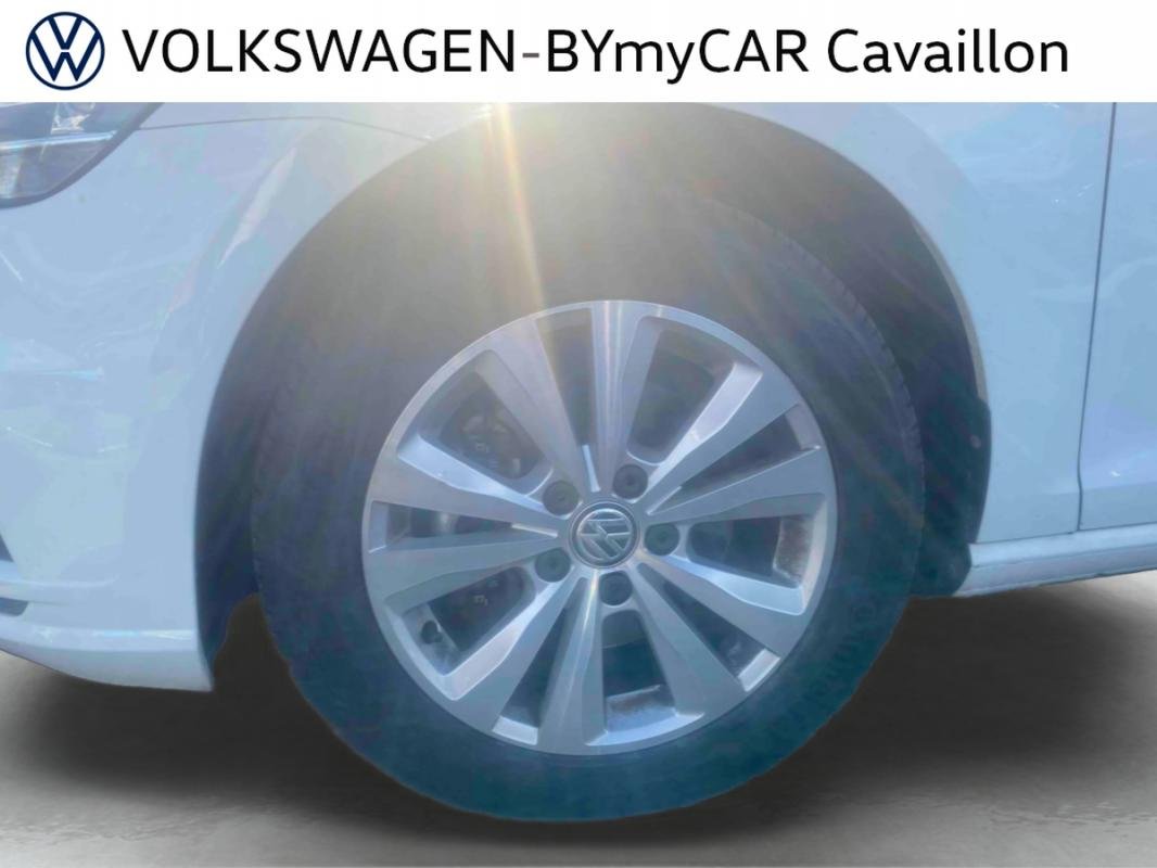 Volkswagen Golf - Photo 9