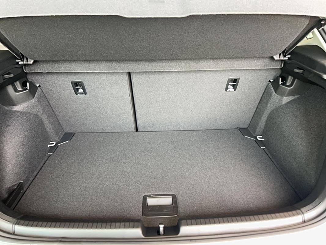 Volkswagen Polo - Photo 14