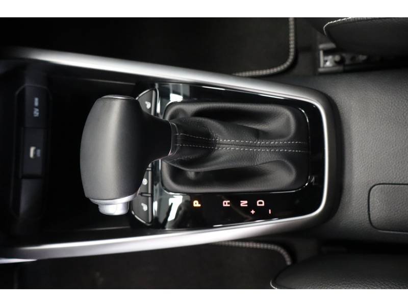 Kia Stonic - Photo 11