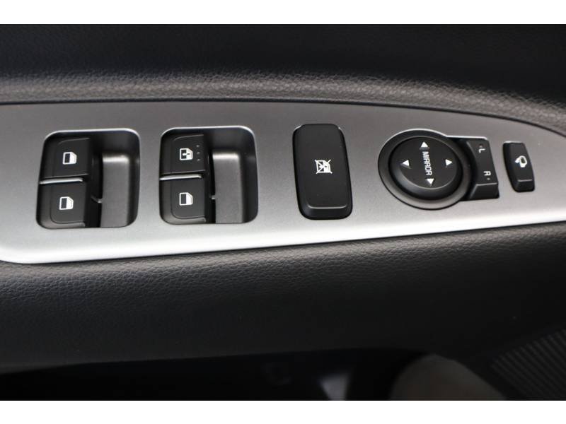 Kia Stonic - Photo 13