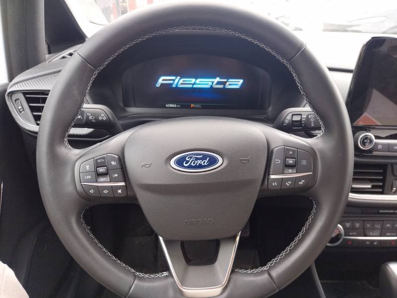 Ford Fiesta - Photo 16