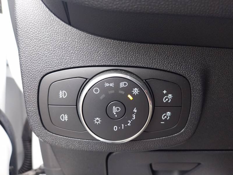 Ford Fiesta - Photo 22
