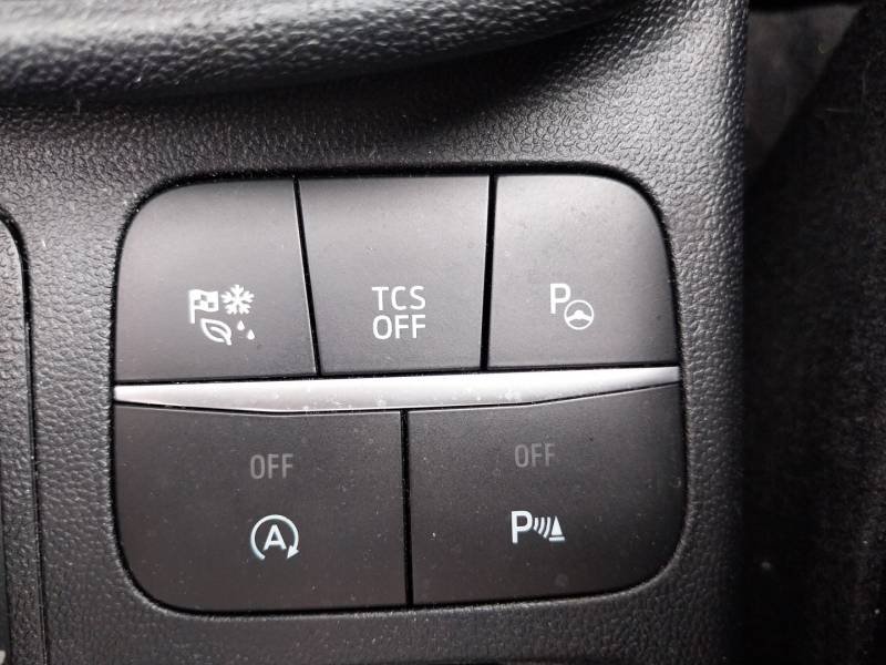 Ford Fiesta - Photo 23