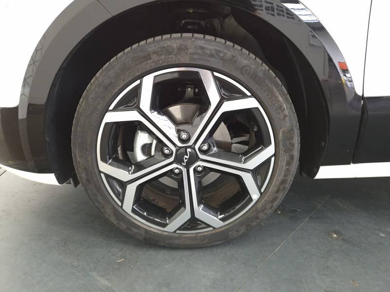 Kia Niro - Photo 22
