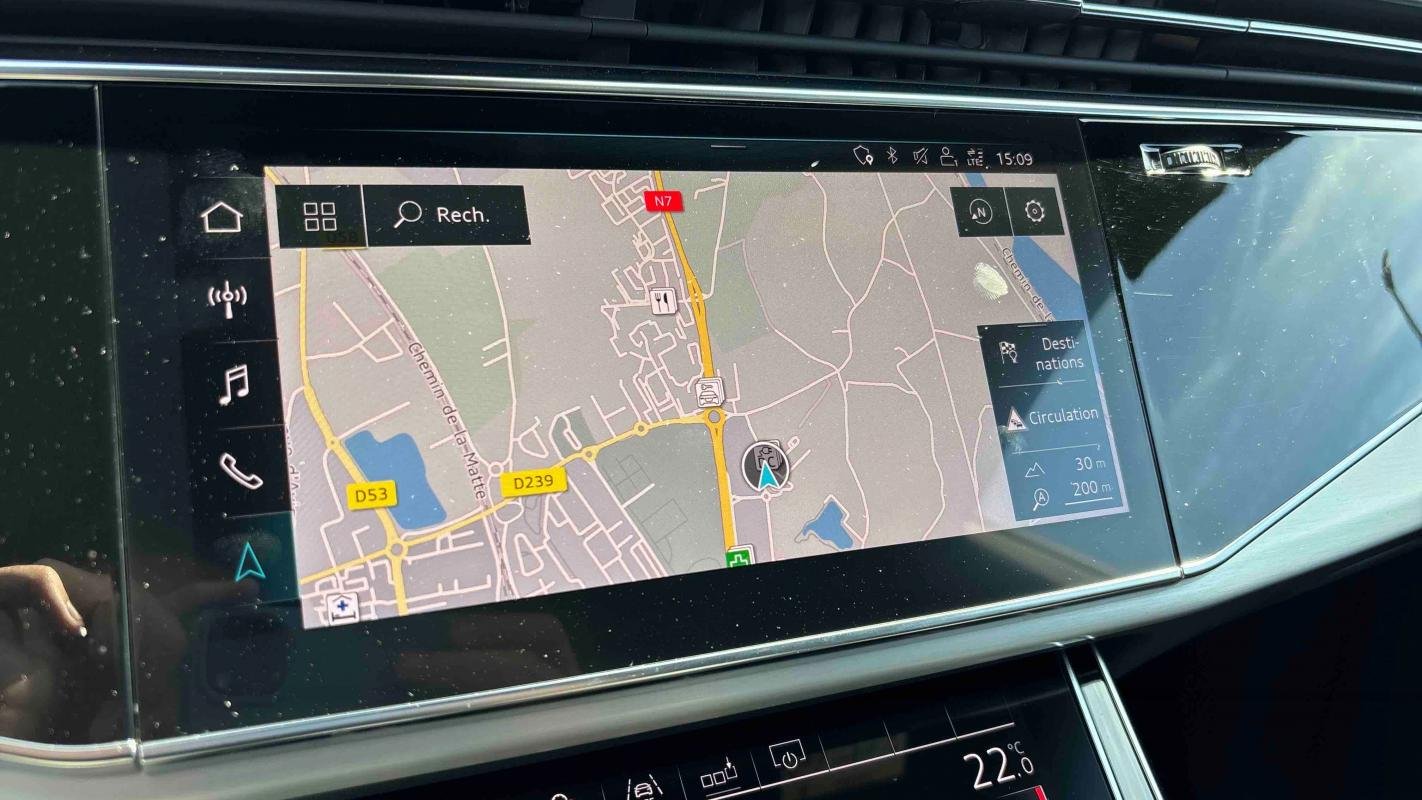Audi Q8 - Photo 25
