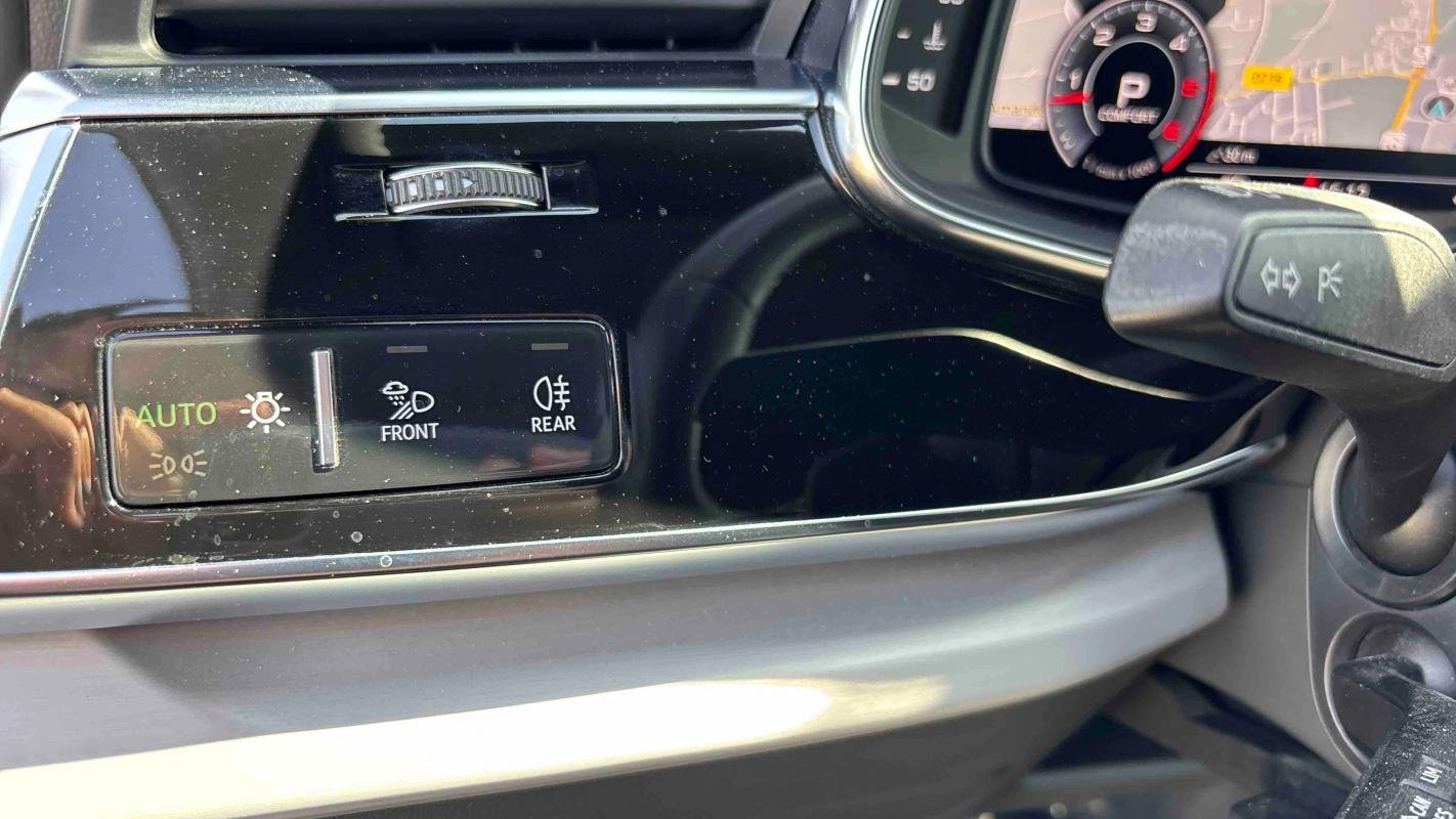 Audi Q8 - Photo 33
