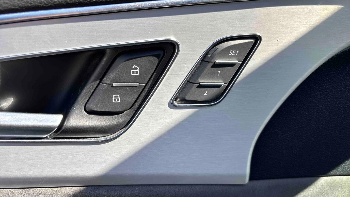 Audi Q8 - Photo 37