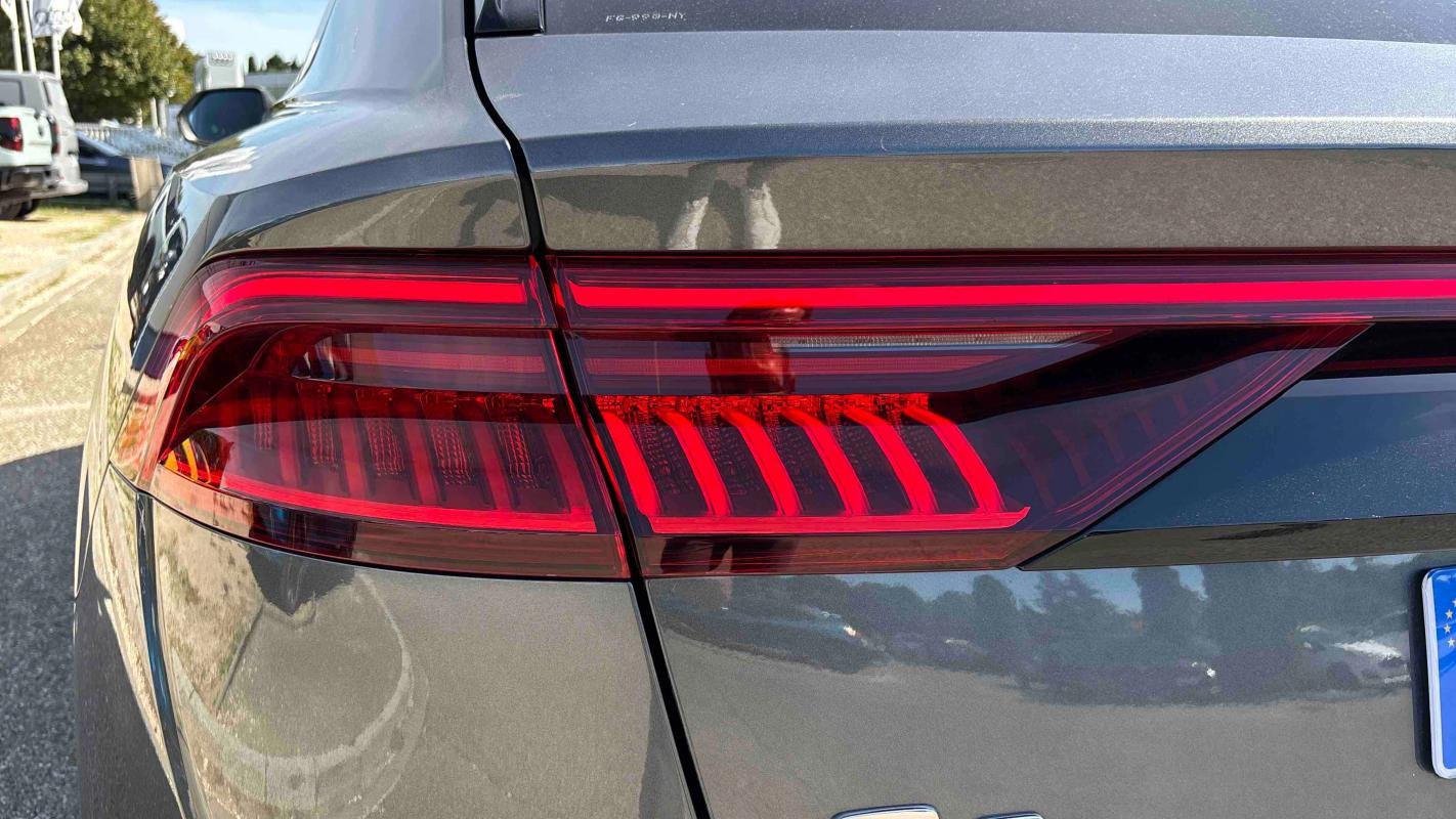 Audi Q8 - Photo 41