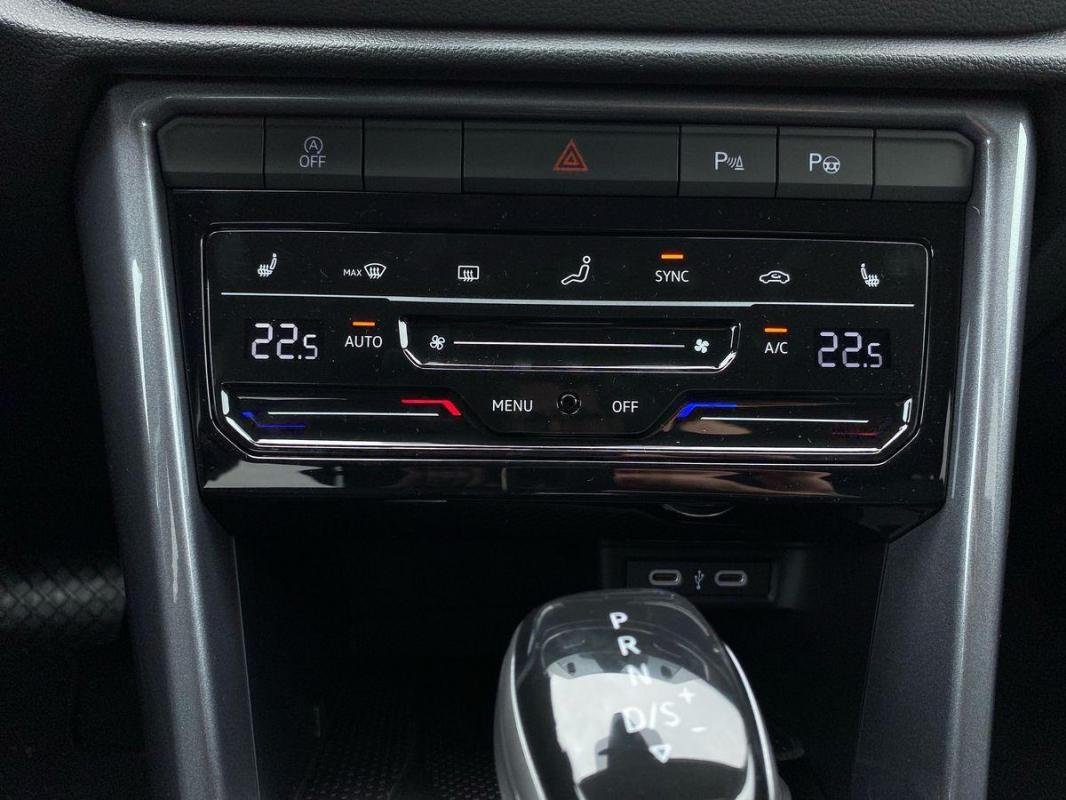 Volkswagen T-Roc - Photo 20