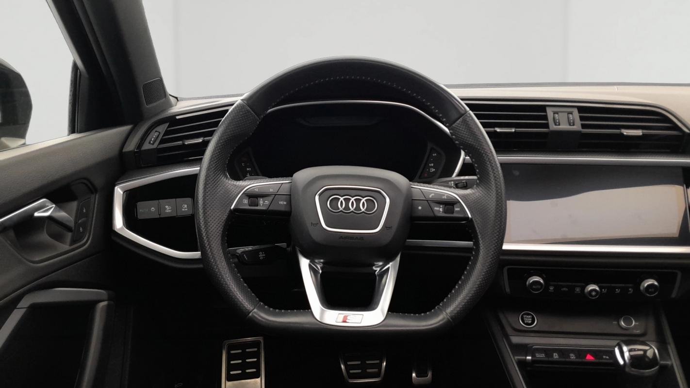 Audi Q3 Sportback - Photo 13