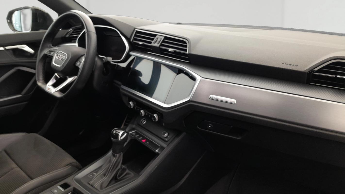 Audi Q3 Sportback - Photo 20