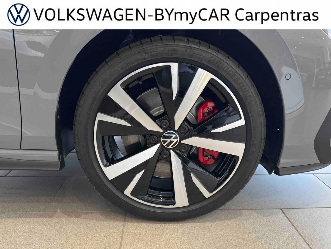 Volkswagen Golf - Photo 11