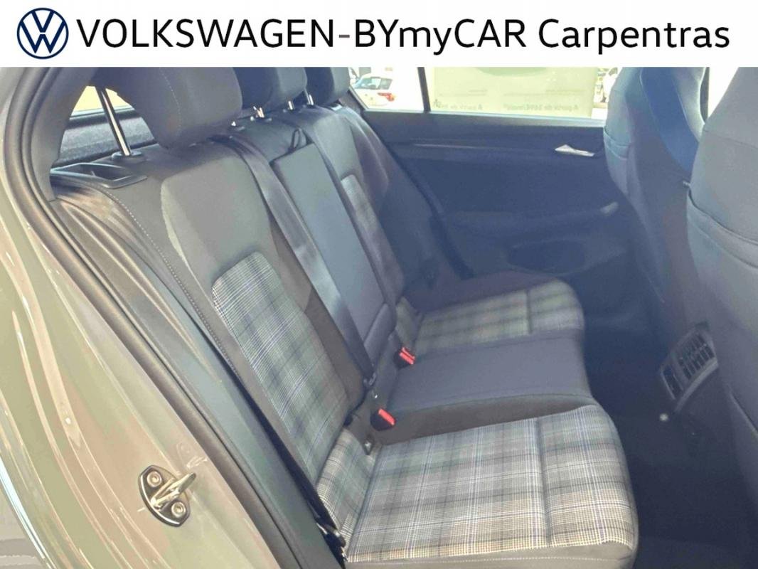 Volkswagen Golf - Photo 21
