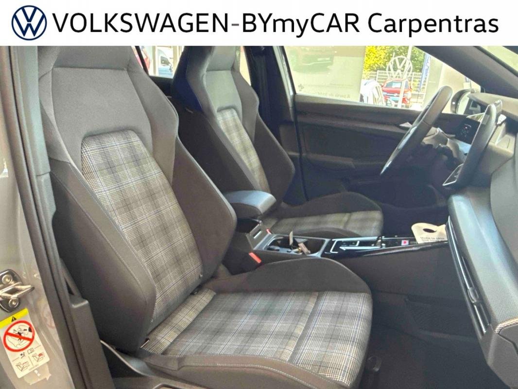 Volkswagen Golf - Photo 22