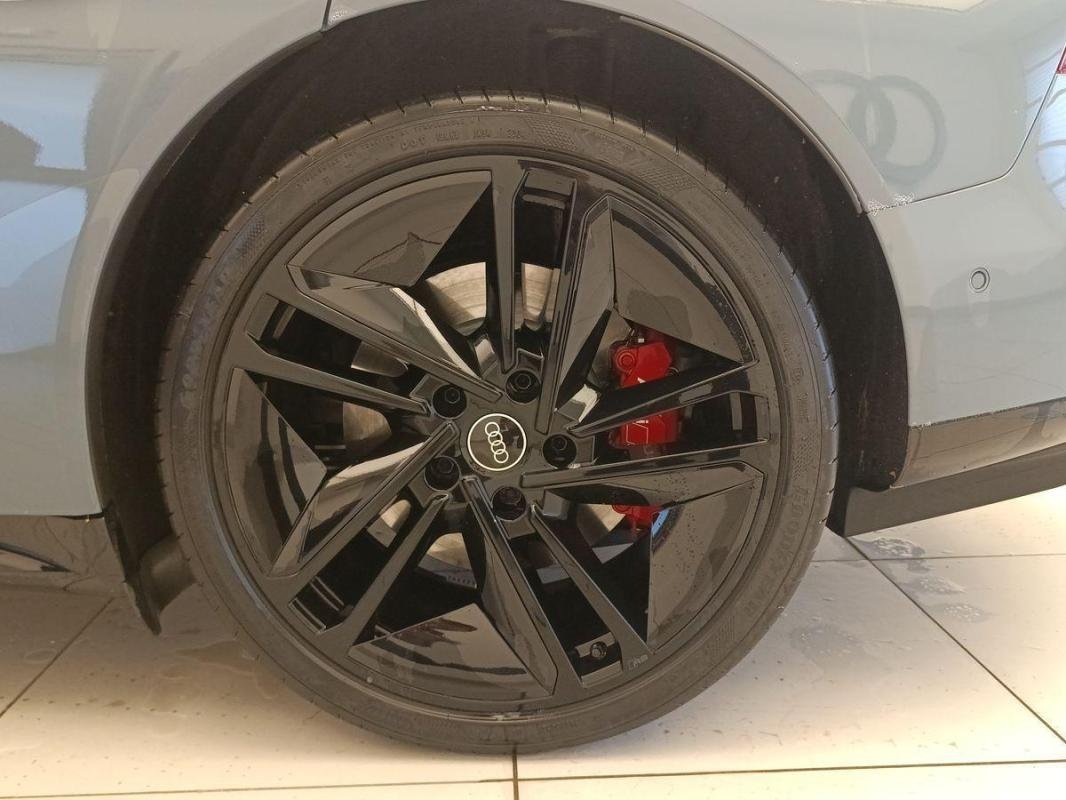 Audi e-tron gt - Photo 22