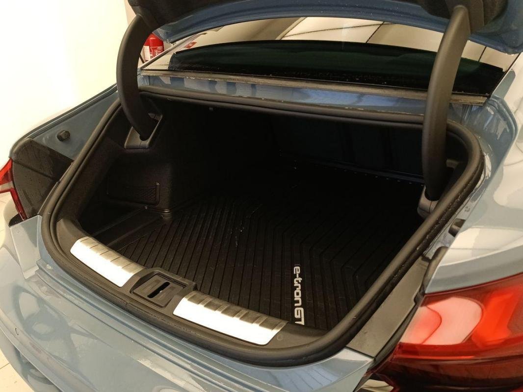 Audi e-tron gt - Photo 26