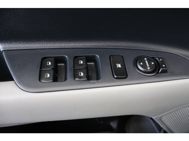 Kia Stonic - Photo 16