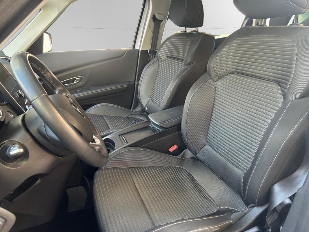 Renault Grand Scénic - Photo 16