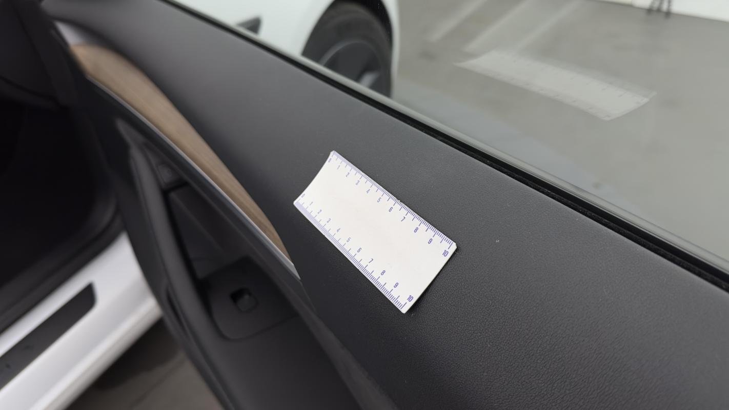 Tesla Model 3 - Photo 29