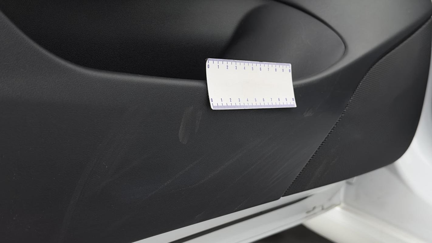Tesla Model 3 - Photo 34