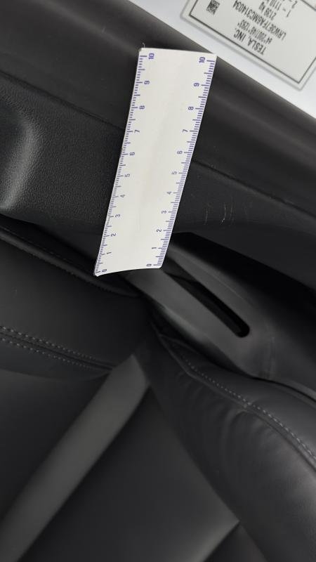 Tesla Model 3 - Photo 35