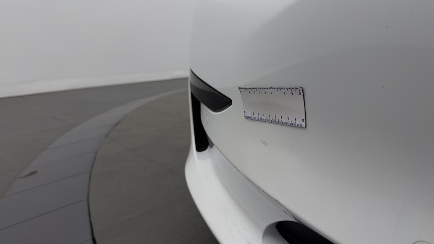 Tesla Model 3 - Photo 37