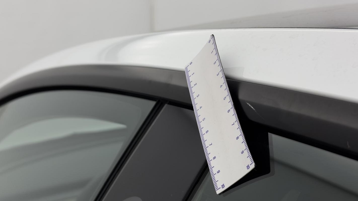 Tesla Model 3 - Photo 39