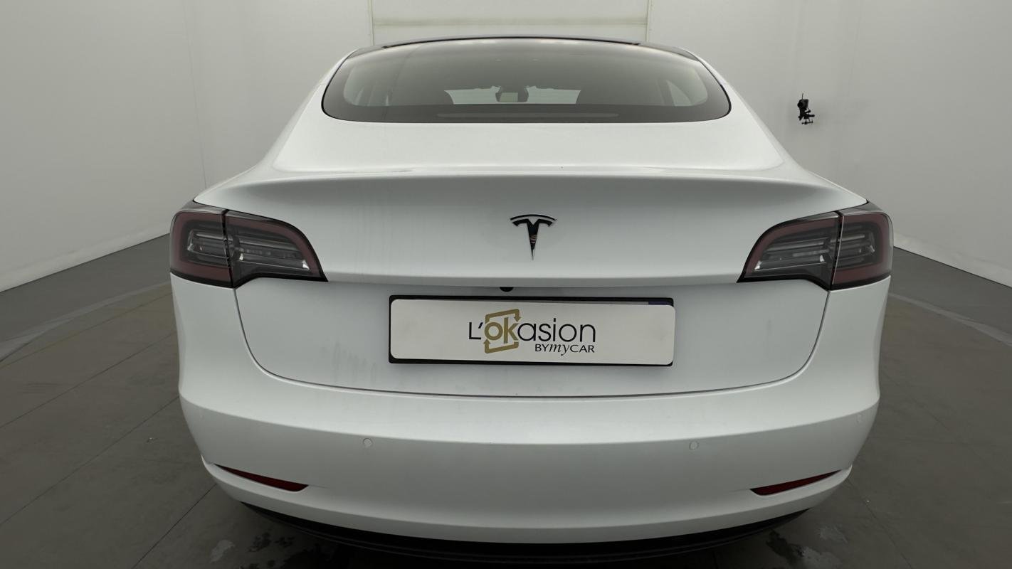 Tesla Model 3 - Photo 4
