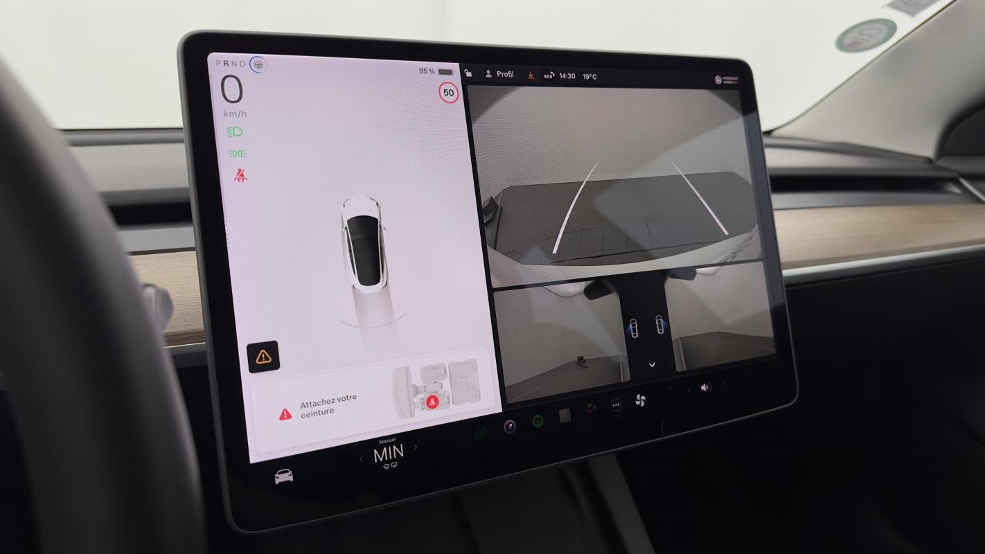 Tesla Model 3 - Photo 43