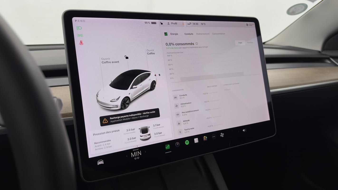 Tesla Model 3 - Photo 45