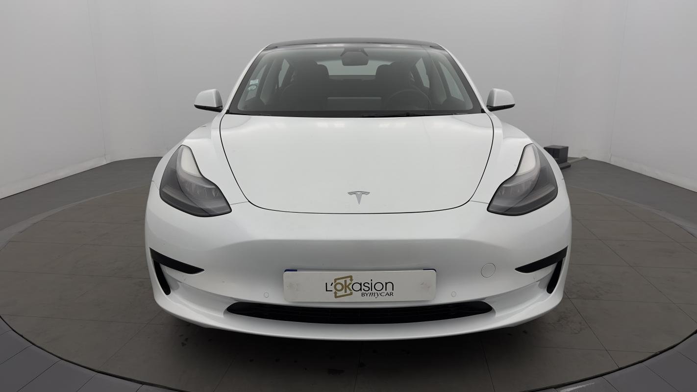 Tesla Model 3 - Photo 8