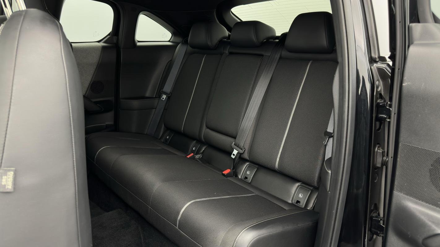 Mazda MX-30 - Photo 14