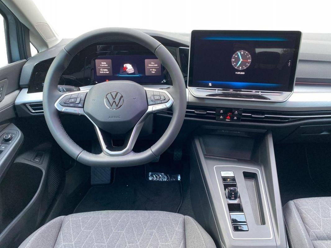 Volkswagen Golf - Photo 9