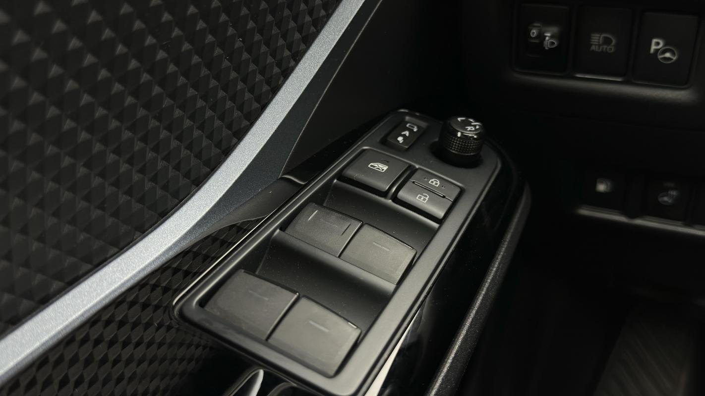 Toyota C-HR - Photo 23