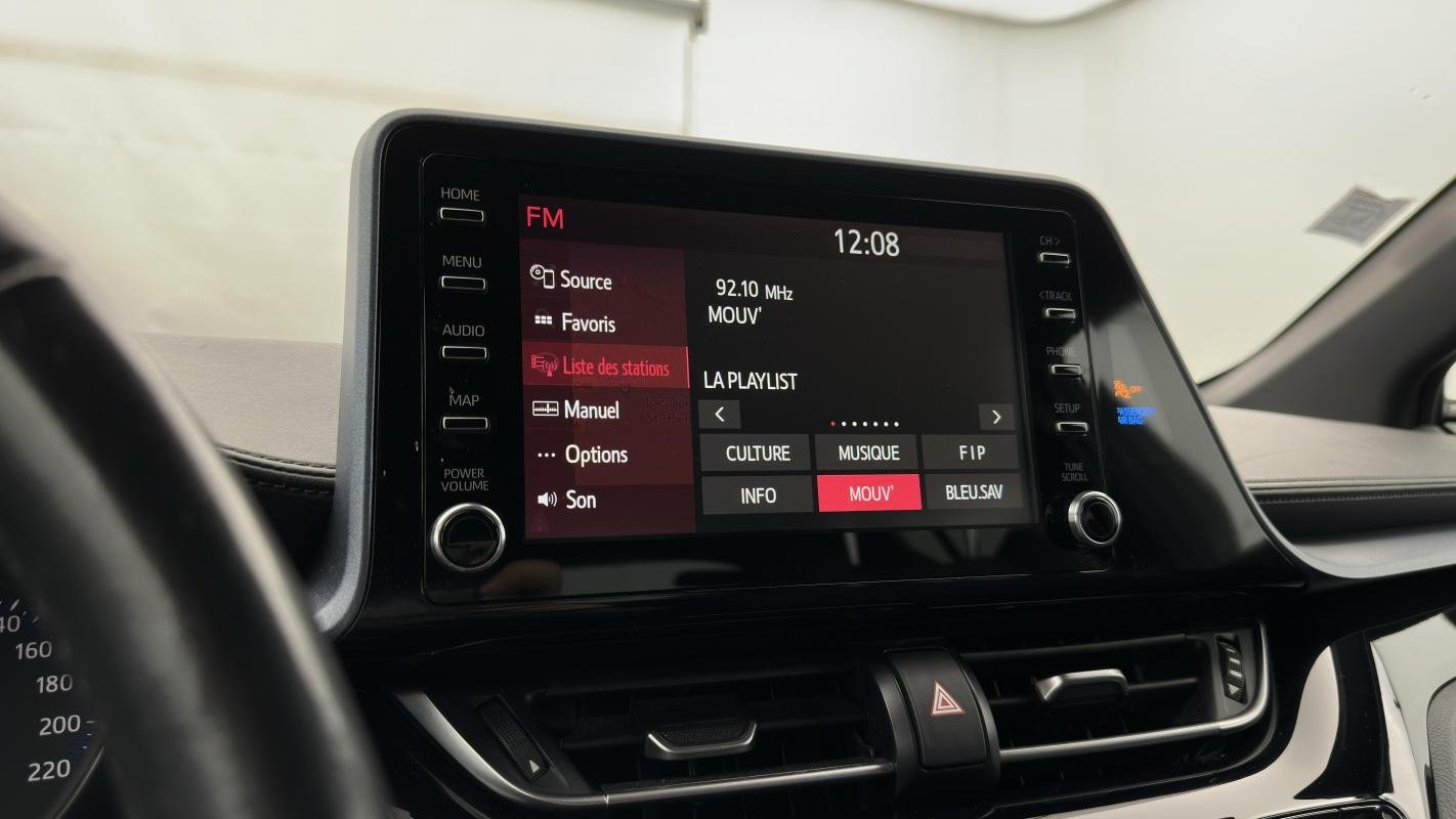 Toyota C-HR - Photo 25