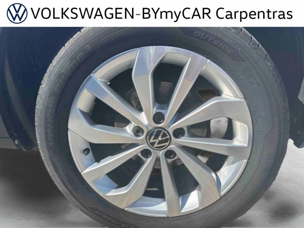 Volkswagen T-Roc - Photo 12