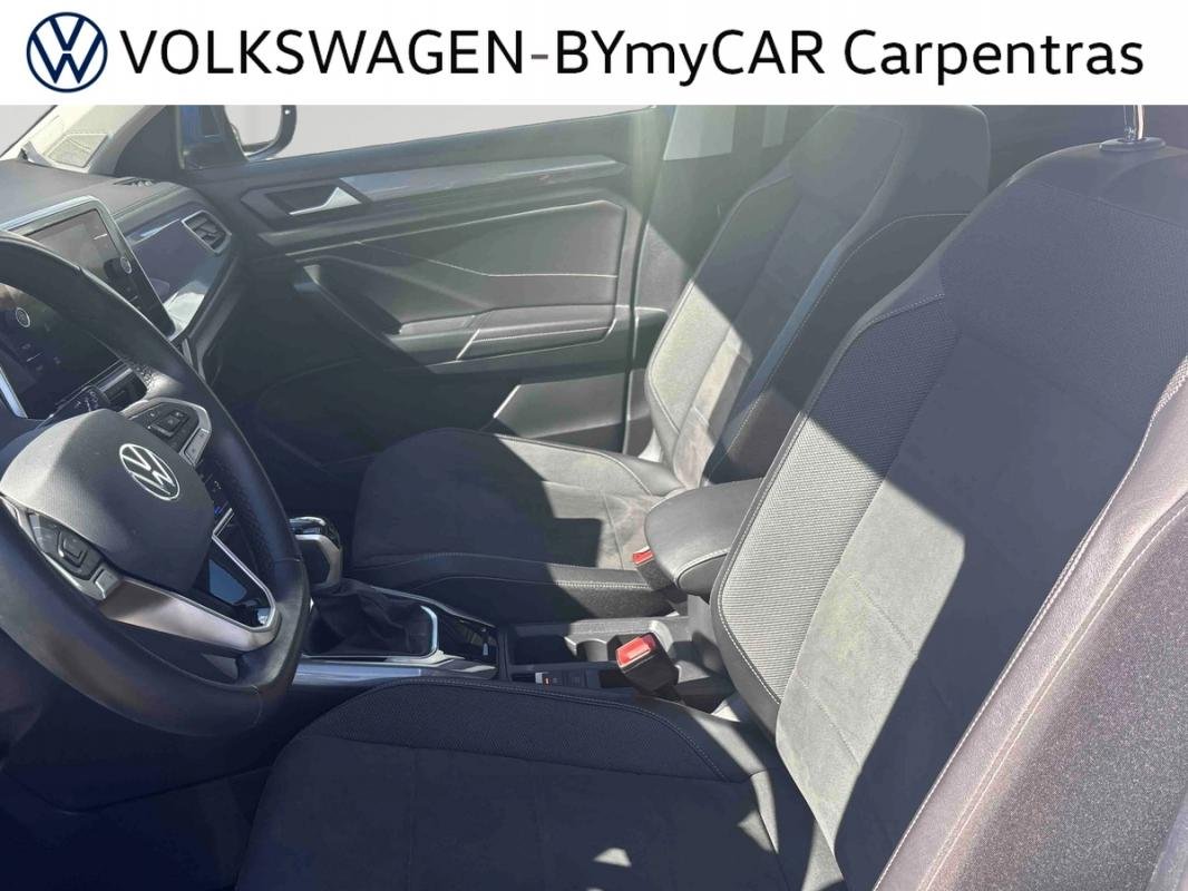Volkswagen T-Roc - Photo 18