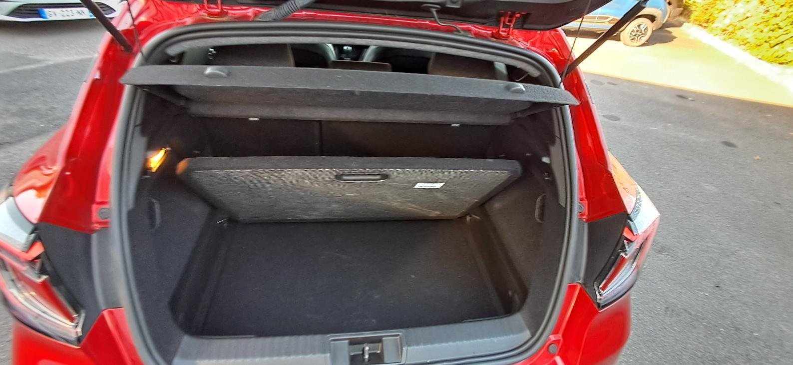 Renault Captur - Photo 11