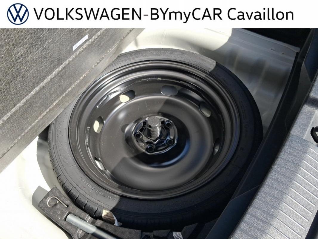 Volkswagen T-Roc - Photo 12