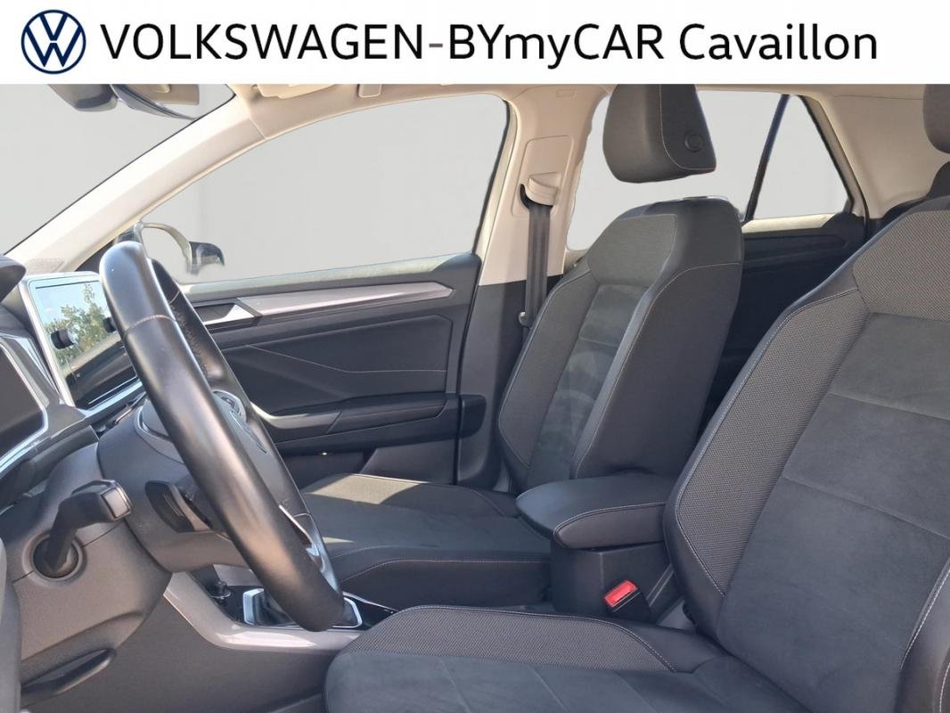 Volkswagen T-Roc - Photo 9