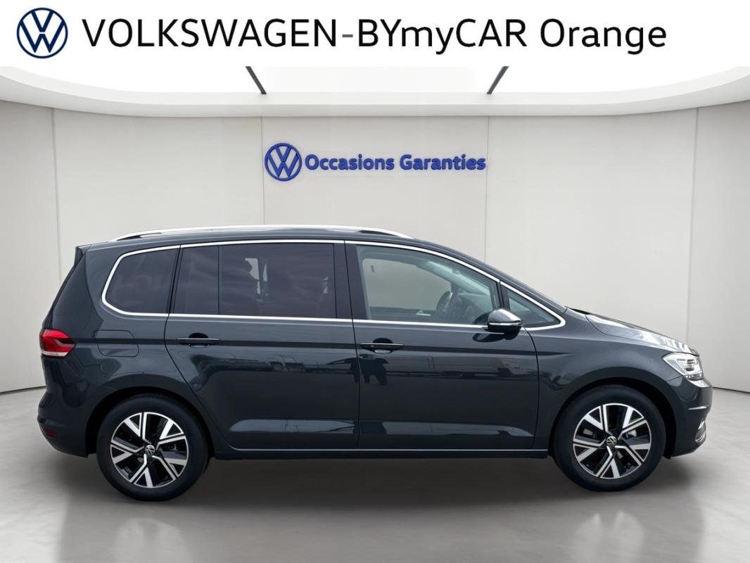Volkswagen Touran - Photo 5