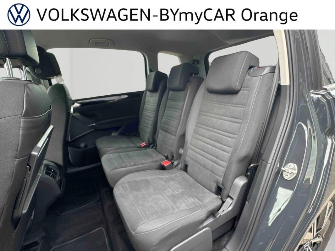 Volkswagen Touran - Photo 7