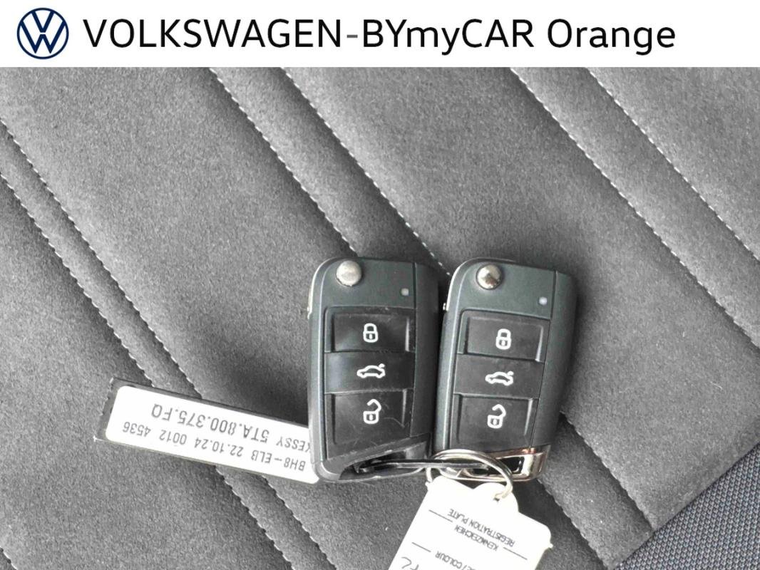 Volkswagen Touran - Photo 10