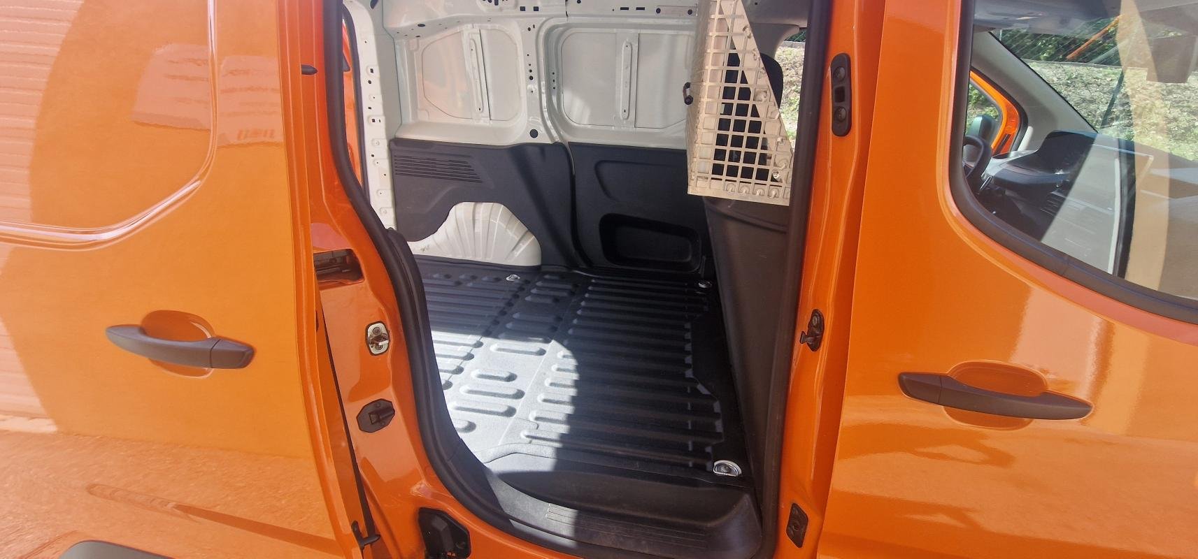 Peugeot Partner - Photo 15