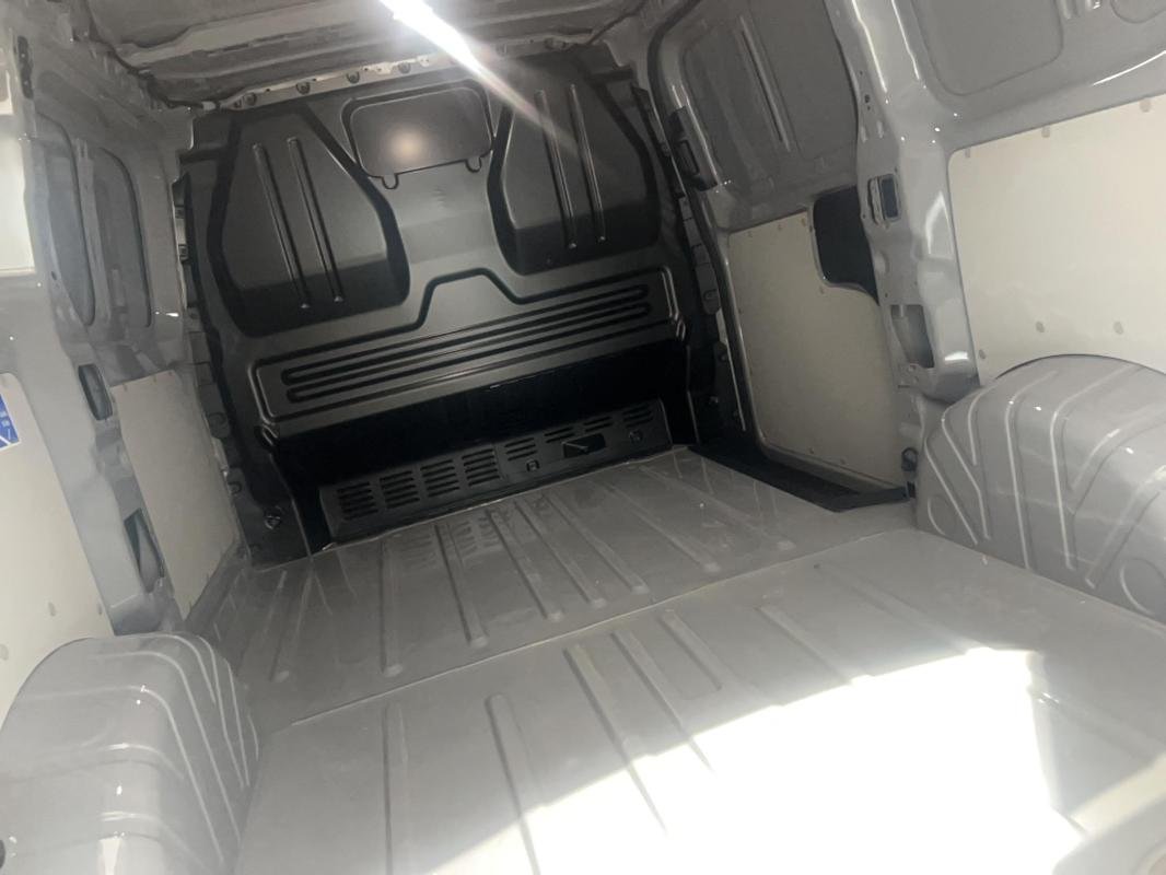 Volkswagen Transporter - Photo 12